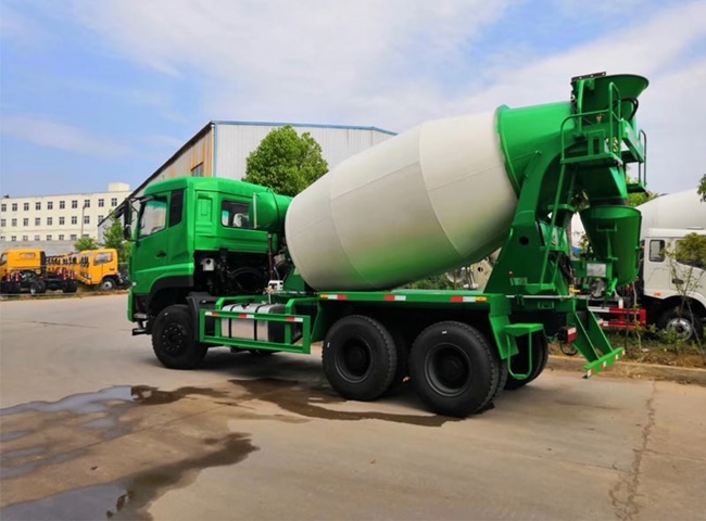 Cho thu&ecirc; xe bồn chở nước tưới c&acirc;y xanh qu&acirc;̣n 9 có nhi&ecirc;̀u ưu đi&ecirc;̉m