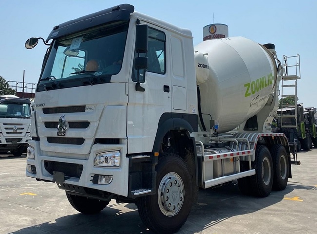 Dịch vụ cho thu&ecirc; xe b&ocirc;̀n qu&acirc;̣n 9 đ&ecirc;̉ chở ch&acirc;́t lỏng