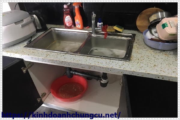 Nguy&ecirc;n nh&acirc;n g&acirc;y bồn rửa b&aacute;t bị tr&agrave;o ngược