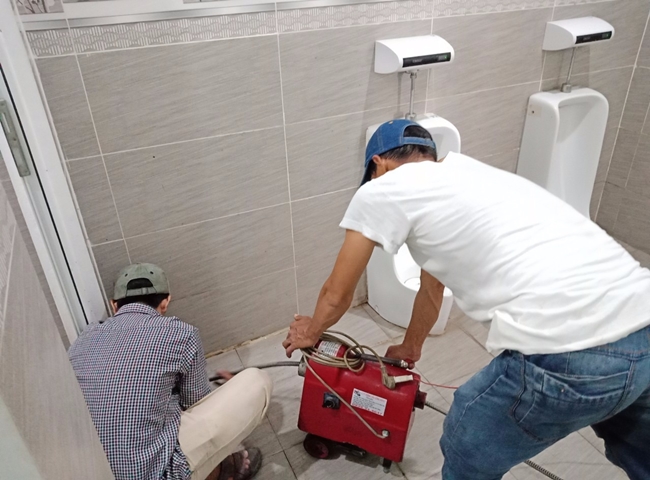 Xử l&yacute; m&ugrave;i h&ocirc;i quận 9 Đức hải triệt để